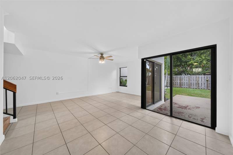 3 bedroom Townhouse at 6834 SW 127th Pl, Woodgate, Miami — photo 5