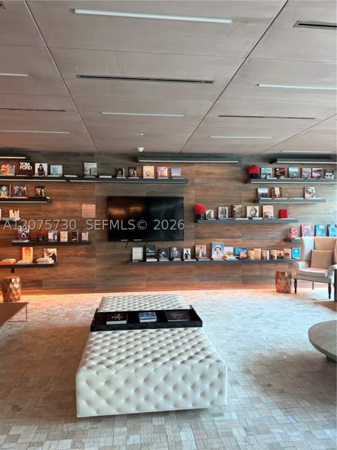 1080 Brickell Ave 913, Miami FL - photo 16 of 41