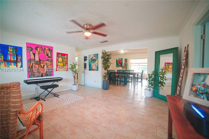 4 bedroom SingleFamilyResidence at 16101 SW 281st St, Waldin Park Estates, Homestead — photo 4