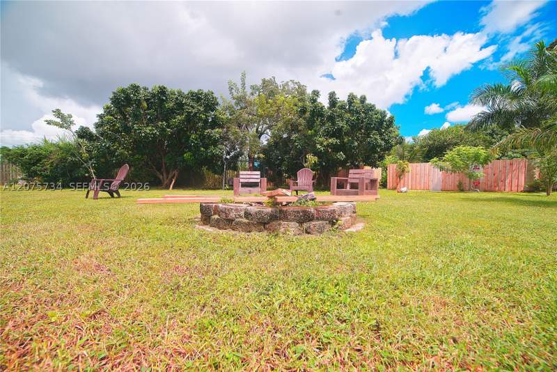 4 bedroom SingleFamilyResidence at 16101 SW 281st St, Waldin Park Estates, Homestead — photo 5