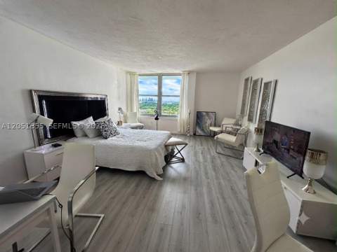 2899 Collins Ave 1734, Miami Beach FL - photo 10 of 16