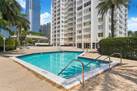 1420 Brickell Bay Dr 206D, Miami FL - photo 21 of 27