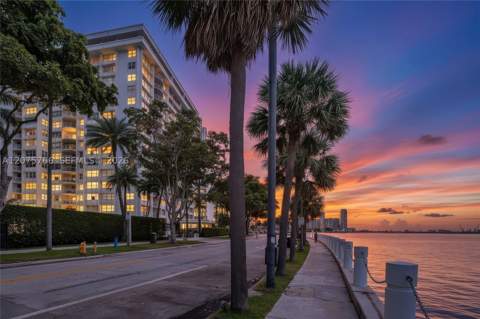 1420 Brickell Bay Dr 206D, Miami FL - photo 24 of 27