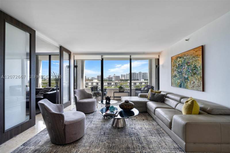 2 bedroom Condominium at 20225 NE 34th Ct 1119, Delvista Towers Condo, Aventura — photo 2