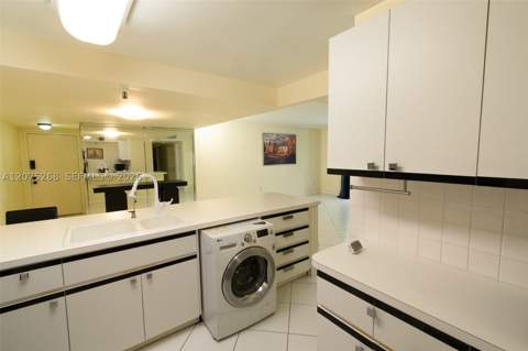 1623 Collins Ave 312, Miami Beach FL - photo 12 of 41