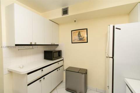 1623 Collins Ave 312, Miami Beach FL - photo 14 of 41