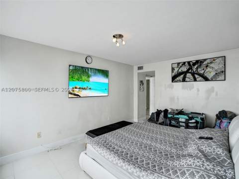 18061 Biscayne Blvd 502, Aventura FL - photo 24 of 30