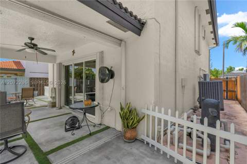 16711 SW 140th Ave, Miami FL - photo 24 of 58