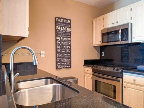 2665 SW 37th Ave 1112, Miami FL - photo 11 of 40