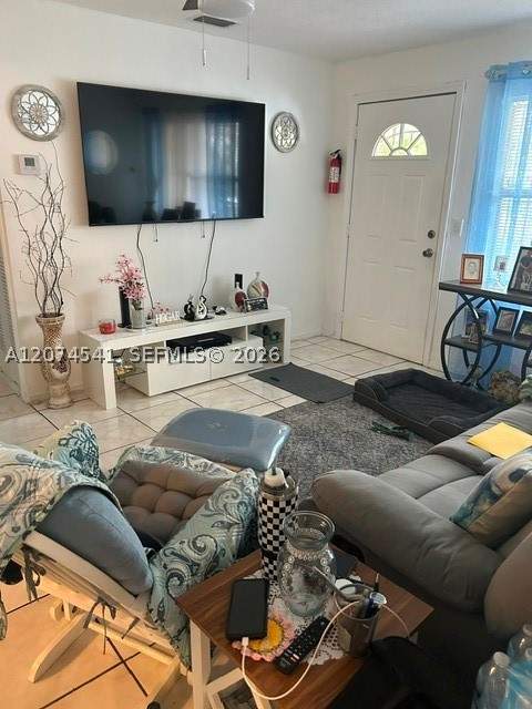 2 bedroom SingleFamilyResidence at 863 NW 113th St, Pinewood Park Extension, Miami — photo 5