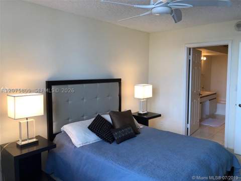 3530 Mystic Pointe Dr 1008, Aventura FL - photo 11 of 38