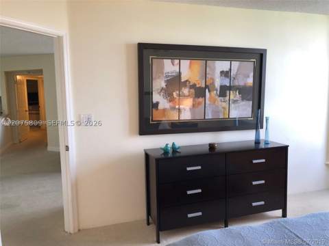 3530 Mystic Pointe Dr 1008, Aventura FL - photo 13 of 38