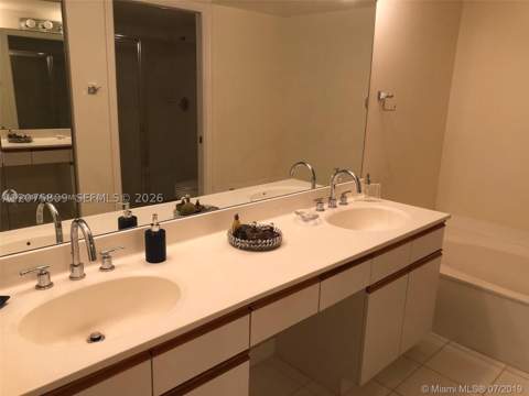 3530 Mystic Pointe Dr 1008, Aventura FL - photo 17 of 38
