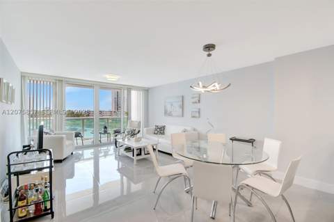 100 Bayview Dr 502, Sunny Isles Beach FL - photo 9 of 16