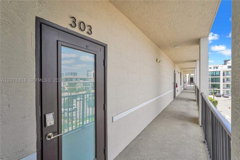 1 bedroom Condominium at 8301 NW 41st St B-303, Downtown Doral South Phas, Doral — photo 3