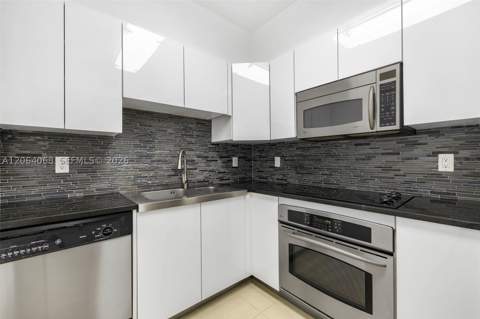 6365 Collins Ave 805, Miami Beach FL - photo 18 of 39