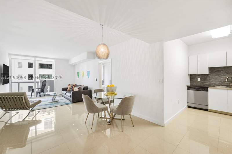 1 bedroom Condominium at 6365 Collins Ave 805, Akoya Condo, Miami Beach — photo 4