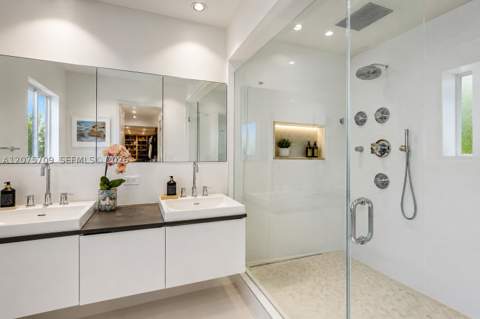 1885 Daytonia Rd, Miami Beach FL - photo 24 of 40