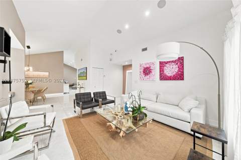 8250 SW 86th Ct, Miami FL - photo 10 of 49