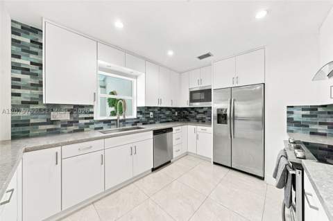 8250 SW 86th Ct, Miami FL - photo 14 of 49