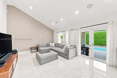 8250 SW 86th Ct, Miami FL - photo 16 of 49