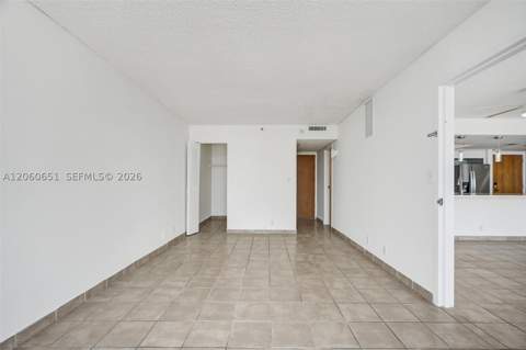 7601 E Treasure Dr 717, North Bay Village FL - photo 21 of 49