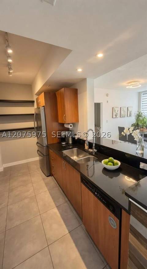 2775 NE 187th St 609, Aventura FL - photo 12 of 19