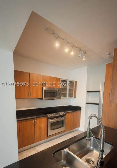 2775 NE 187th St 609, Aventura FL - photo 9 of 19