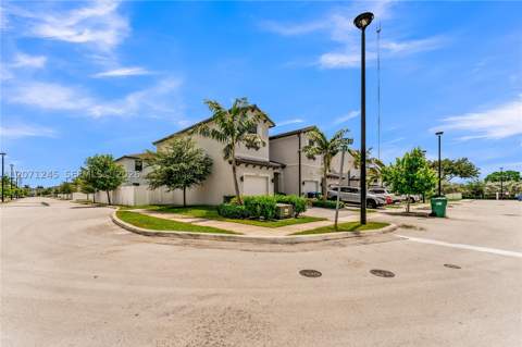 20397 NW 6th Pl, Miami Gardens FL - photo 19 of 45