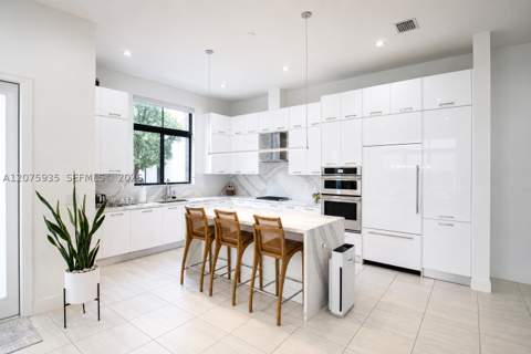 4318 NW 81st Ave, Doral FL - photo 21 of 51