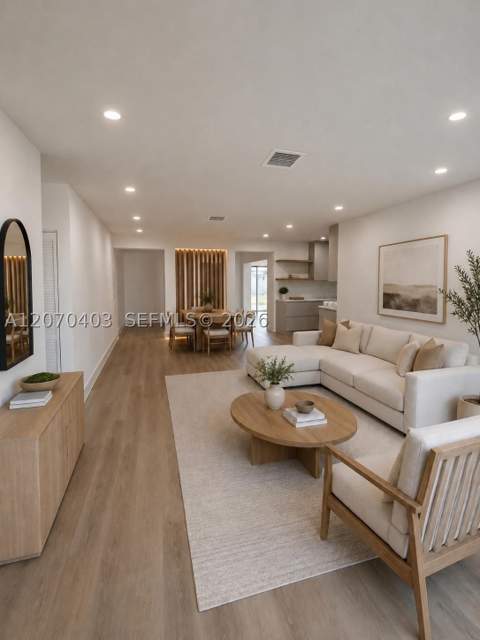 9281 Martinique Dr, Cutler Bay FL - photo 8 of 86
