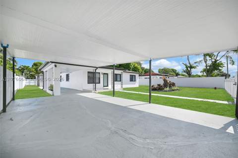 721 Atlantic Ave, Opa Locka FL - photo 10 of 59