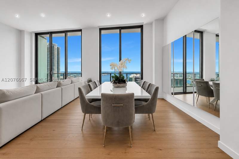 4 bedroom Condominium at 1300 SE Miami Ave Uph3, 1300 S Miami Avenue Condo, Miami — photo 3