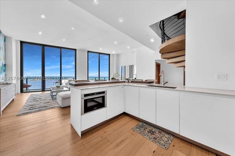4 bedroom Condominium at 1300 SE Miami Ave Uph3, 1300 S Miami Avenue Condo, Miami — photo 5