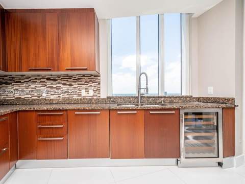 15901 Collins Ave 2504, Sunny Isles Beach FL - photo 19 of 37