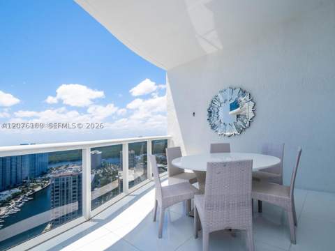 15901 Collins Ave 2504, Sunny Isles Beach FL - photo 21 of 37
