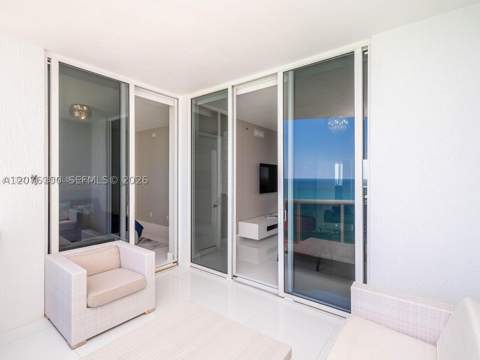 15901 Collins Ave 2504, Sunny Isles Beach FL - photo 9 of 37