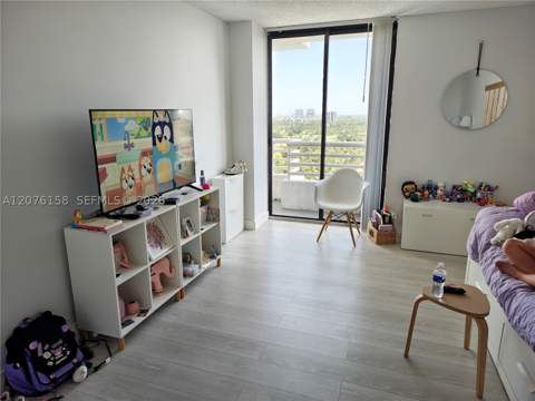 3300 NE 192nd St 1710, Aventura FL - photo 6 of 11