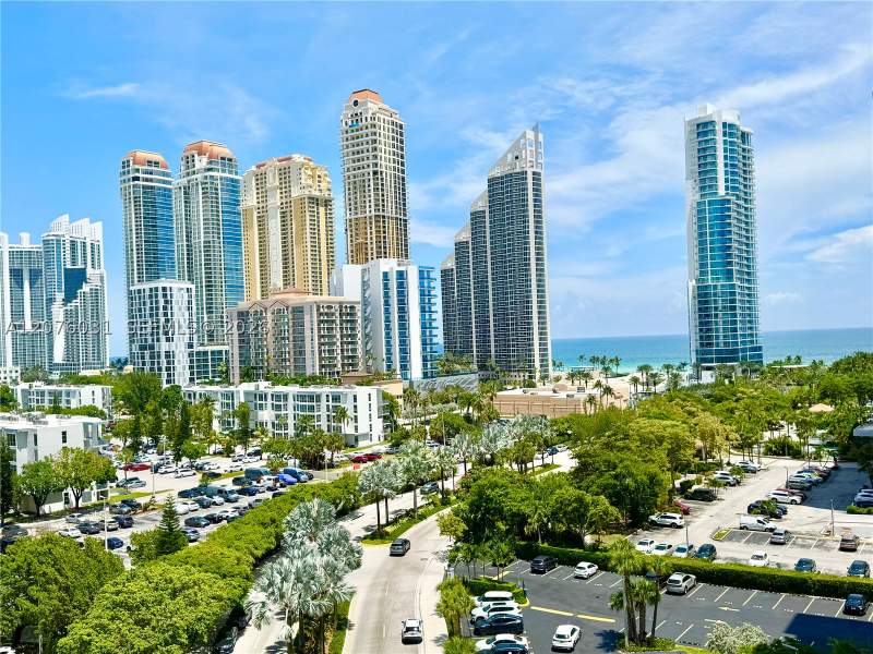 2 bedroom Condominium at 230 174th St 1110, Winston Tower 300 Condo, Sunny Isles Beach — photo 3