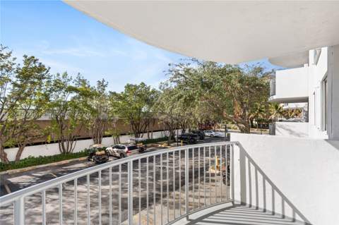 210 Sea View Dr 207, Key Biscayne FL - photo 18 of 55