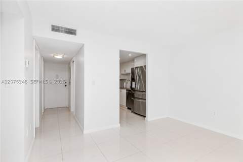 210 Sea View Dr 207, Key Biscayne FL - photo 7 of 55