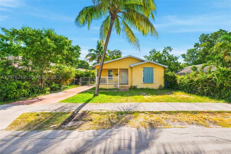 3 bedroom SingleFamilyResidence at 6241 NW 1st Pl, Rockmoor Headlight Track, Miami — photo 2