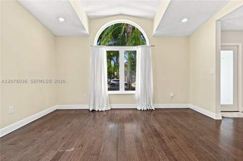 9430 SW 215th Ln, Cutler Bay FL - photo 23 of 56