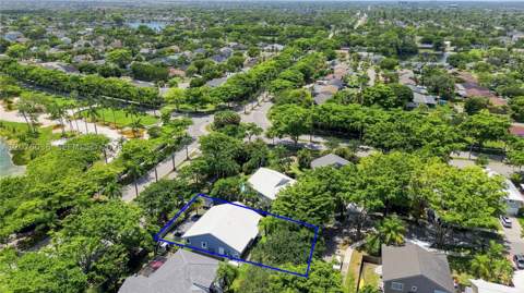 9430 SW 215th Ln, Cutler Bay FL - photo 8 of 56