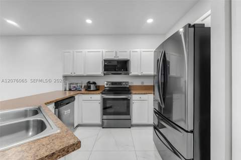 23667 SW 118th Ave, Homestead FL - photo 7 of 47