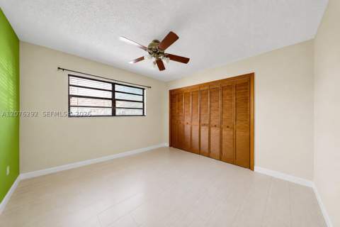 14526 SW 106th Ter, Miami FL - photo 12 of 38