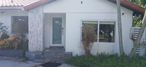 1460 Marseille Dr, Miami Beach FL - photo 10 of 26