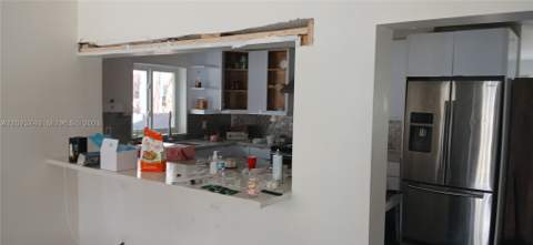 1460 Marseille Dr, Miami Beach FL - photo 14 of 26