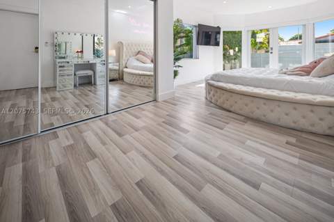 1460 Marseille Dr, Miami Beach FL - photo 6 of 26
