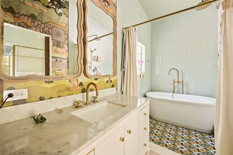 524 W 47th St, Miami Beach FL - photo 13 of 31